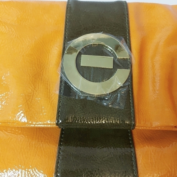 Elizabeth Grant Patent Leather Handbag 14" Caramel And Brown - Picture 3 of 5
